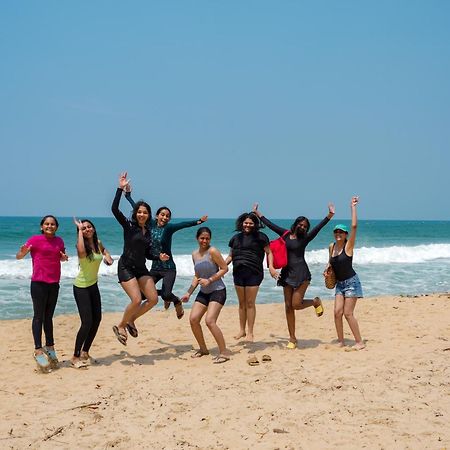 House Of Surf Hostel For Women Варкала Екстериор снимка