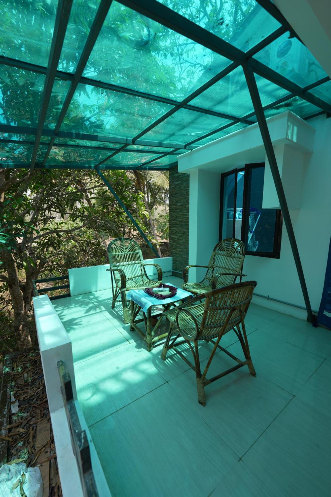 House Of Surf Hostel For Women Варкала Екстериор снимка